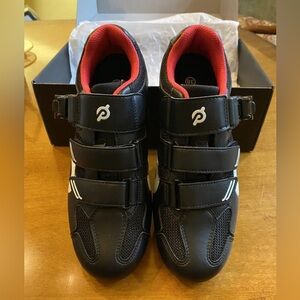 Peloton Women cycling shoes size 38 Fits 6.5 women Black & White box included.